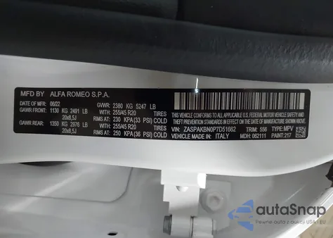 2023 Alfa Romeo Stelvio Ti/Lusso/Veloce/Estrema z USA, uszkodzony, nr VIN ZASPAKBN0P7D51662